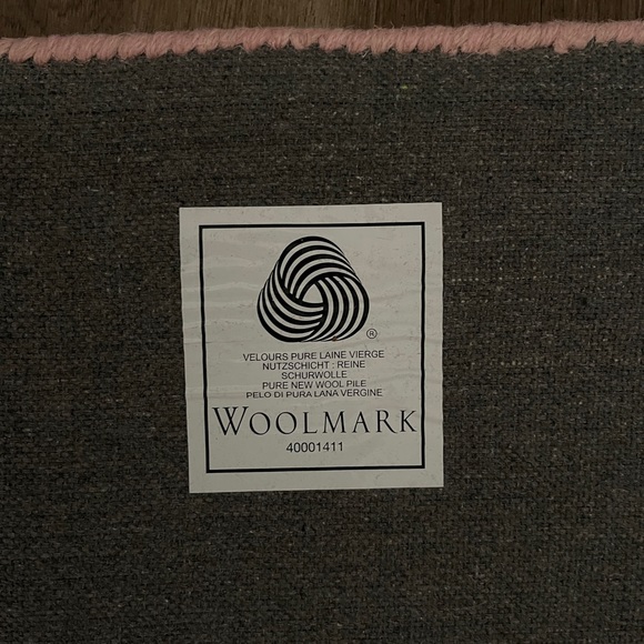 Pottery Barn Girl’s Room Floral Rug. - Picture 9 of 13